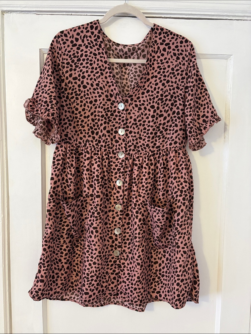 Women's Pink Leopard Print Button-Front Mini Dress